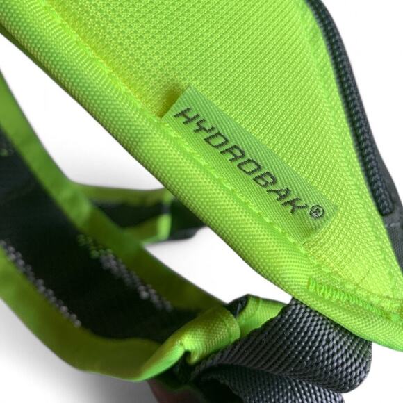 Camelbak Hydrobak 50 oz/1.5 liter Hydration Backpack - Picture 6 of 7